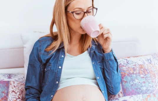 seguros-sura-beneficios-de-leerle-al-bebe-durante-el-embarazo-imagen