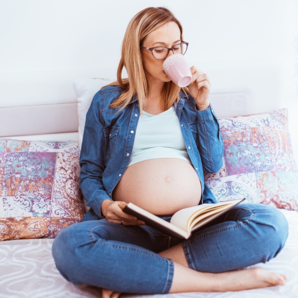 Beneficios de leerle al bebé durante el embarazo