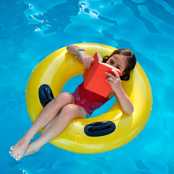 Claves para prevenir accidentes en piscina con los niños