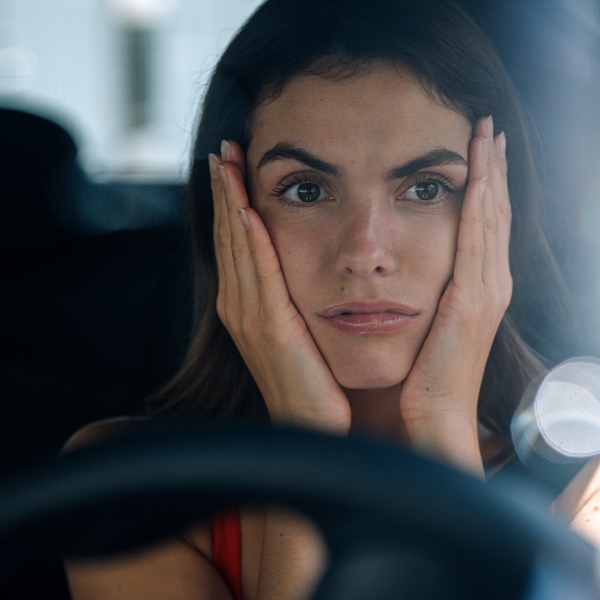 ¿Por qué conducir enfadado o triste afecta la seguridad vial?