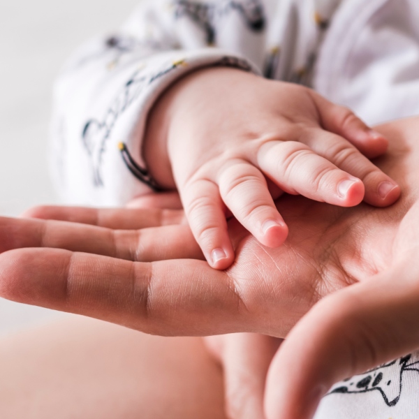 Lo que debes saber sobre el popó de tu bebé