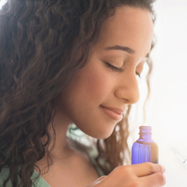 ¿Qué es la aromaterapia y para qué sirve?