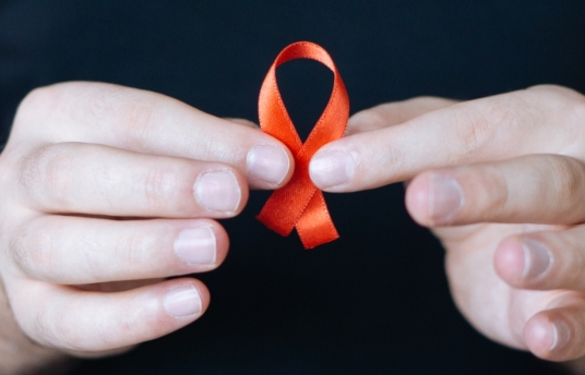 VIH y sida: ¿cómo abordarlos desde el diálogo y la prevención?