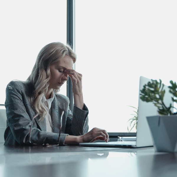 ¿Qué es el burnout o síndrome de desgaste laboral?